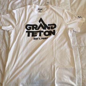 New L American Eagle shirt with tags and packaging